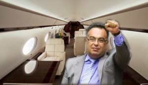 Andre-Vargas, QUEIXO DURO