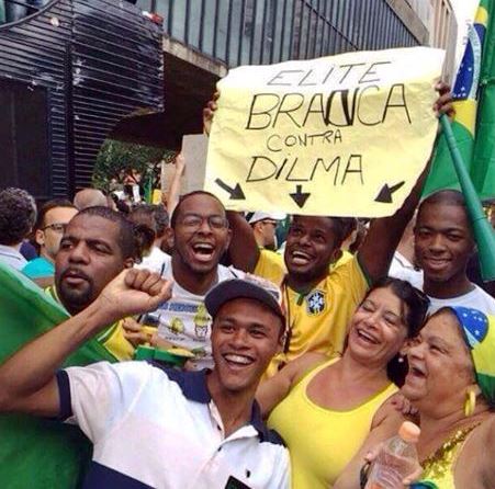 elite branca contra o PT, Facebook